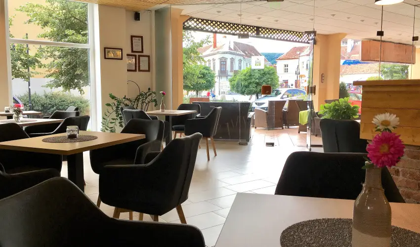 Hotel rottk Kszeg - Senior Pihens az Alpok lbnl, Kszegen - 60 v felettieknek (min. 3 j)