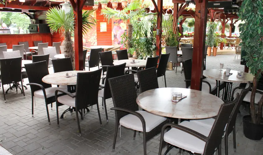 Hotel Jrja Hajdszoboszl - Nyugdjas akci, nem csak nyugdjasoknak (min. 6 j)