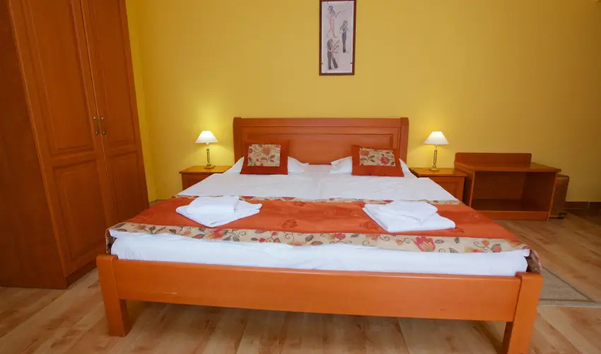 Hotel Jrja Hajdszoboszl - Nyugdjas akci, nem csak nyugdjasoknak (min. 6 j)