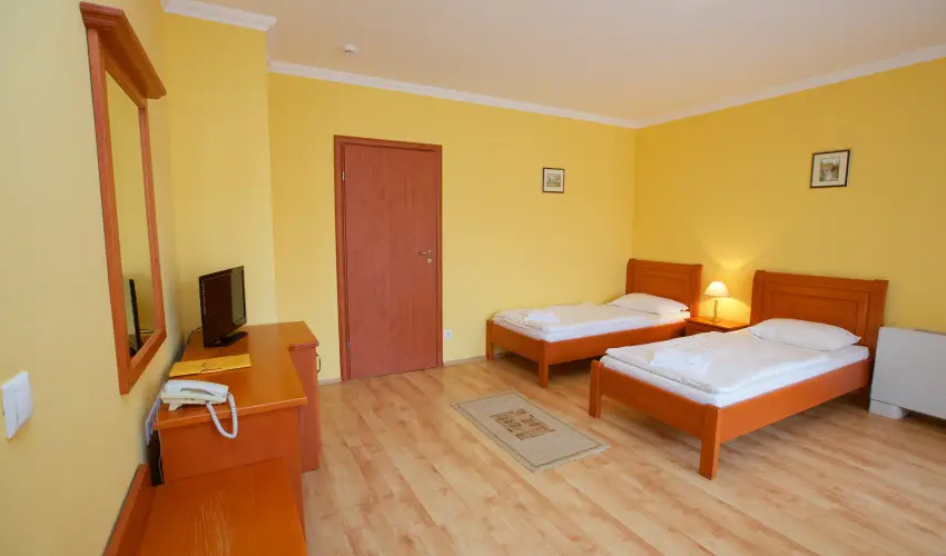 Hotel Jrja Hajdszoboszl - Nyugdjas akci, nem csak nyugdjasoknak (min. 6 j)