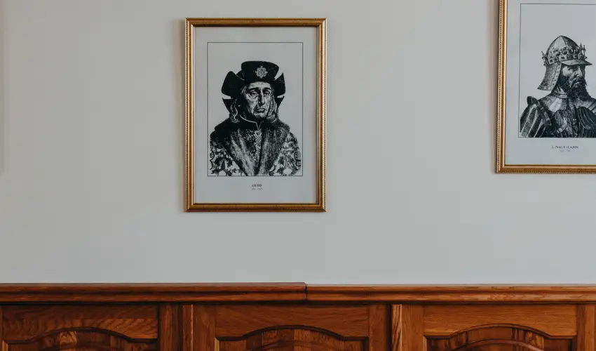 Hotel Korona Wellness, Rendezv�ny & Borhotel Eger Eger - Egri Bikav�r (min. 2 �j)