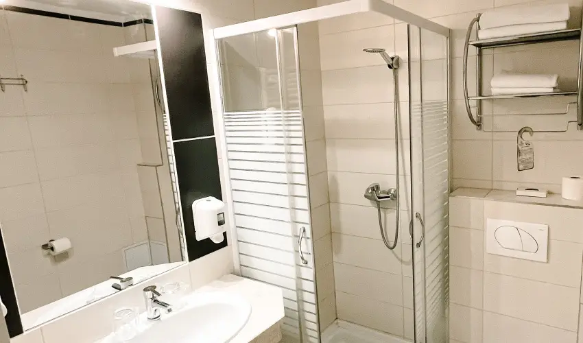 Hotel Korona Wellness, Rendezv�ny & Borhotel Eger Eger - Egri Bikav�r (min. 2 �j)