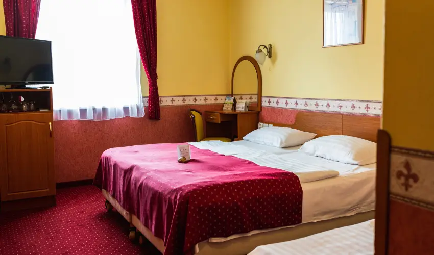 Hotel Korona Wellness, Rendezv�ny & Borhotel Eger Eger - Egri Bikav�r (min. 2 �j)