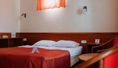 Hotel Korona Wellness, Rendezv�ny & Borhotel Eger Eger