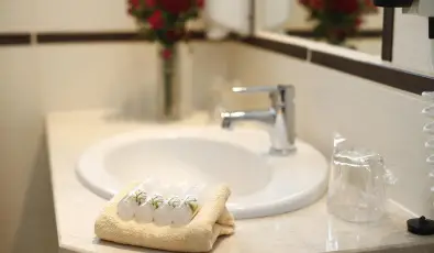 Hotel Korona Wellness, Rendezv�ny & Borhotel Eger Eger