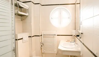 Hotel Korona Wellness, Rendezv�ny & Borhotel Eger Eger