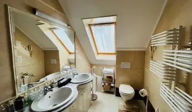 Hotel Korona Wellness, Rendezv�ny & Borhotel Eger Eger