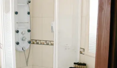 Hotel Korona Wellness, Rendezv�ny & Borhotel Eger Eger