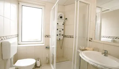 Hotel Korona Wellness, Rendezv�ny & Borhotel Eger Eger