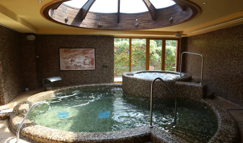 Hotel Laroba Alsrs - Szenior balatoni pihens nyugdjas igazolvnnyal! (min. 2 j)