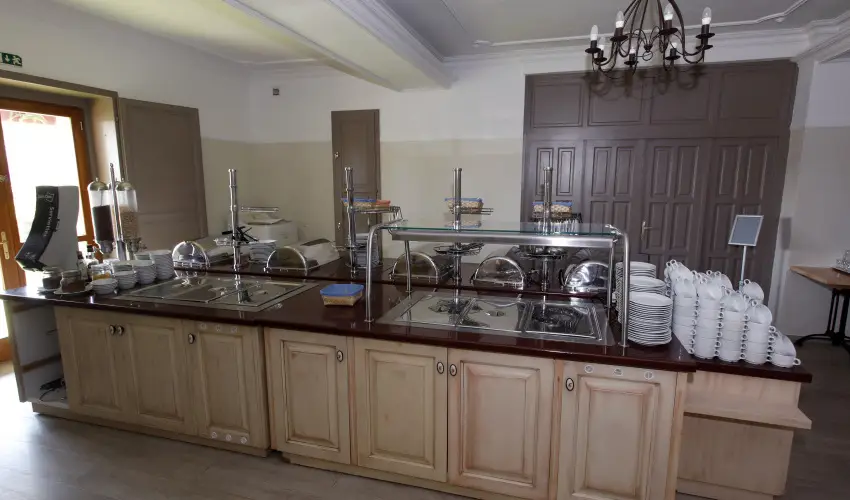 Hotel Laroba Alsrs - Szenior balatoni pihens nyugdjas igazolvnnyal! (min. 2 j)