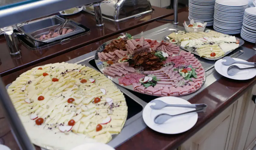 Hotel Laroba Alsrs - Szenior balatoni pihens nyugdjas igazolvnnyal! (min. 2 j)