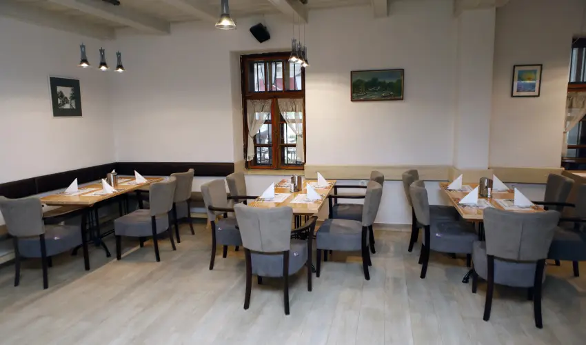 Hotel Laroba Alsrs - Szenior balatoni pihens nyugdjas igazolvnnyal! (min. 2 j)