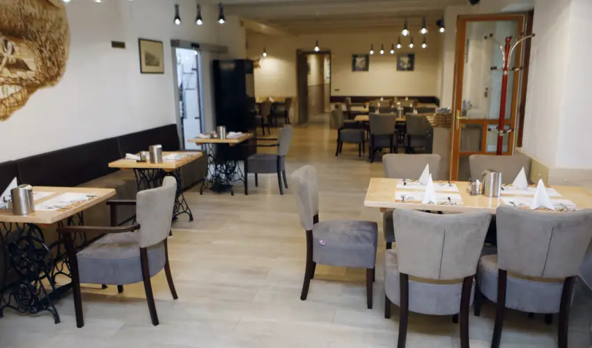 Hotel Laroba Alsrs - Szenior balatoni pihens nyugdjas igazolvnnyal! (min. 2 j)