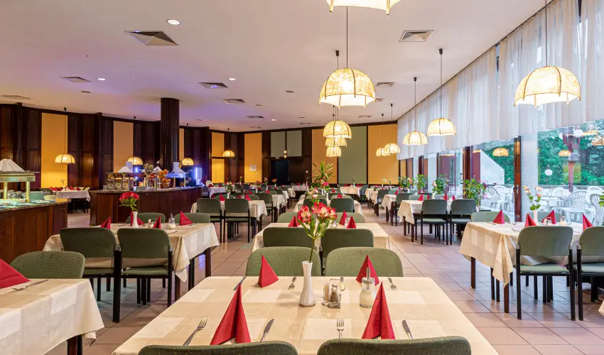 Hotel Lvr Sopron - Lvr lmny flpanzival (min. 2 j)