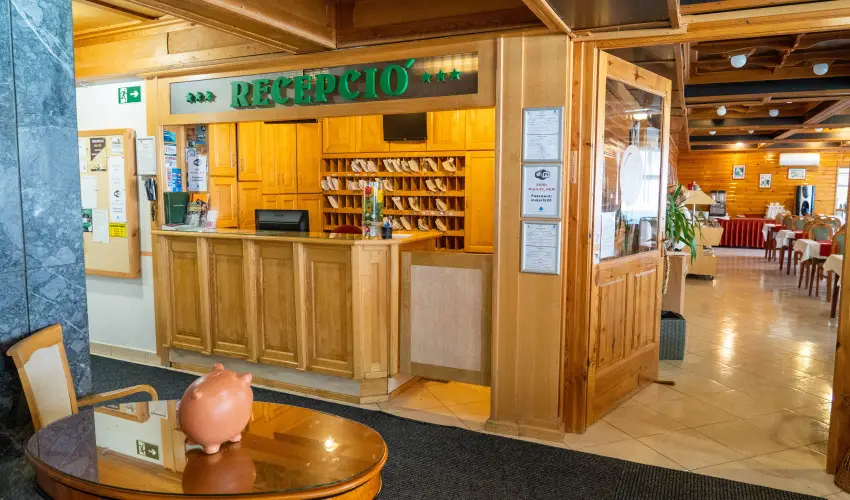 Majerik Hotel Hévíz - Hévízi kikapcsolódás reggelivel (min. 2 éj)