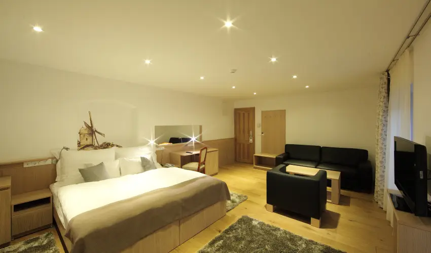 Hotel Historia Malomkert Veszpr�m - Nyugd�jas kedvezm�nyes �rak f�lpanzi�s ell�t�ssal (1 �jt�l)