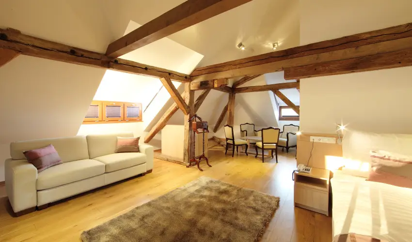 Hotel Historia Malomkert Veszpr�m - Nyugd�jas kedvezm�nyes �rak f�lpanzi�s ell�t�ssal (1 �jt�l)