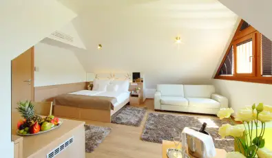 Hotel Historia Malomkert Veszpr�m