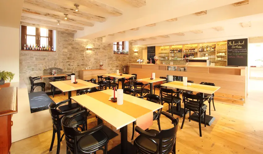 Hotel Historia Malomkert Veszpr�m - Nyugd�jas kedvezm�nyes �rak f�lpanzi�s ell�t�ssal (1 �jt�l)