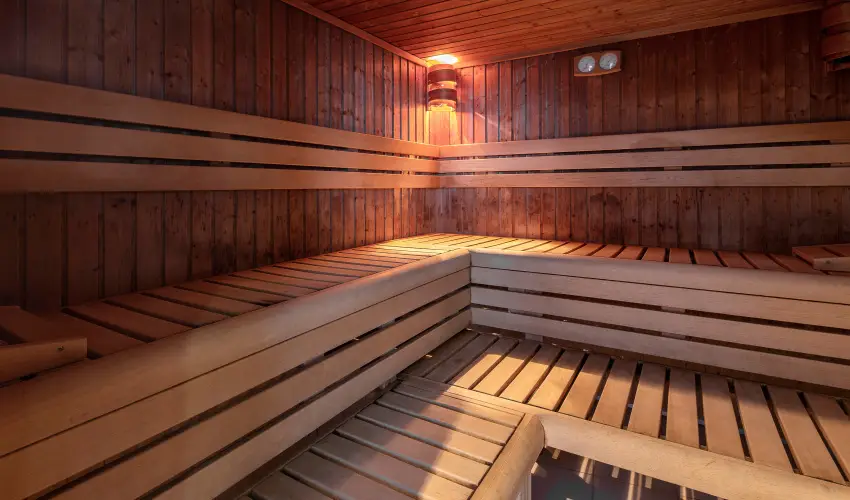 Sndor Hotel Pcs - Nyugdjas kedvezmnyes r reggelivel (1 jtl)