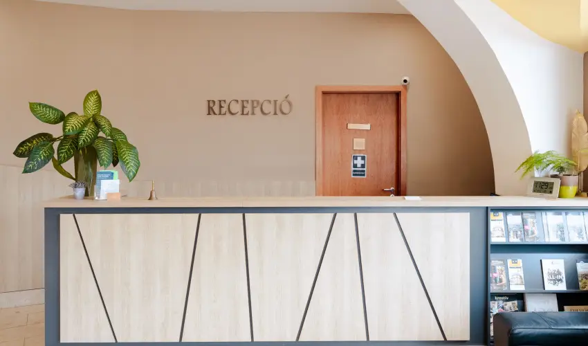 S�ndor Hotel P�cs - Nyugd�jas kedvezm�nyes �rak �nell�t�ssal (1 �jt�l)