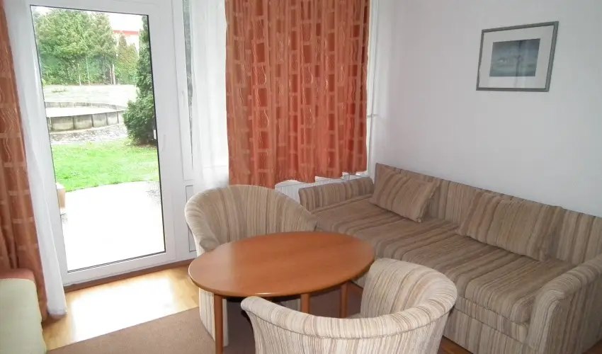 Hotel Napsugr Hvz Hvz - Nyugdjas kedvezmnyes rak reggelis elltssal (1 jtl)