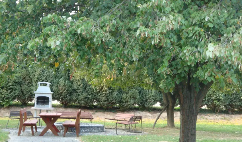 Hotel Napsugr Hvz Hvz - Nyugdjas kedvezmnyes rak reggelis elltssal (1 jtl)