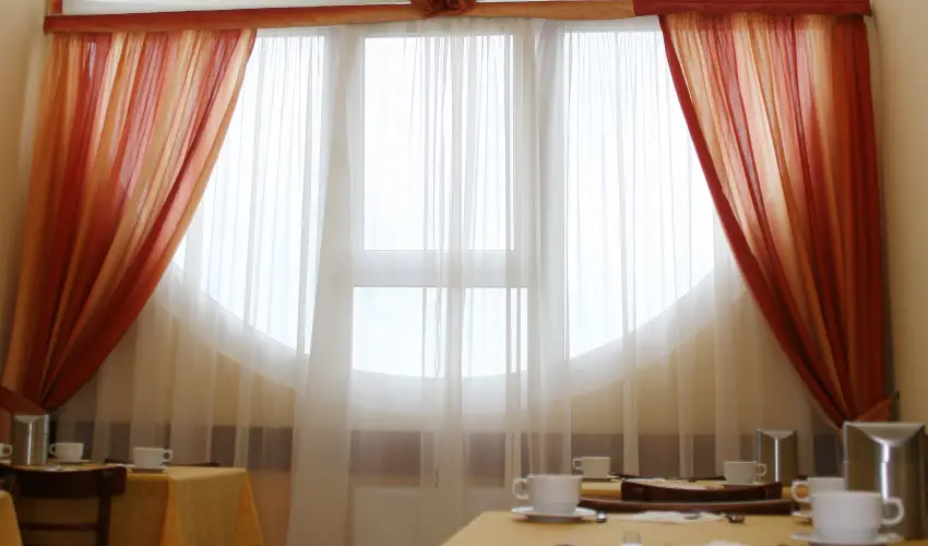 Hotel Napsugr Hvz Hvz - Nyugdjas kedvezmnyes rak reggelis elltssal (1 jtl)