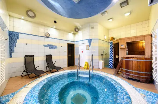 Hotel N�gy �vszak - K�t �jszaka a N�gy �vszakban (min. 2 �j)