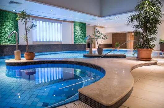 Palace Hotel - Kedvezm�nyes aj�nlat - teljes el�refizet�ssel!