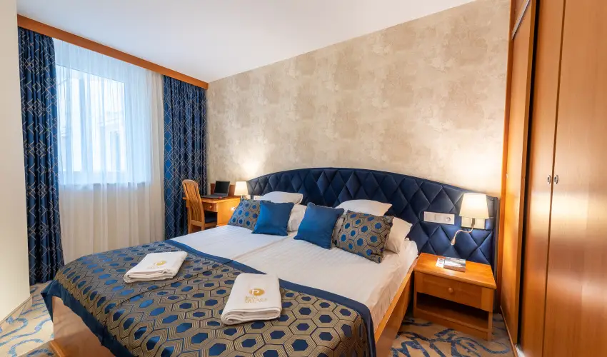 Palace Hotel  H�v�z - Palace relax T�f�rd� bel�p�vel (min. 2 �j)