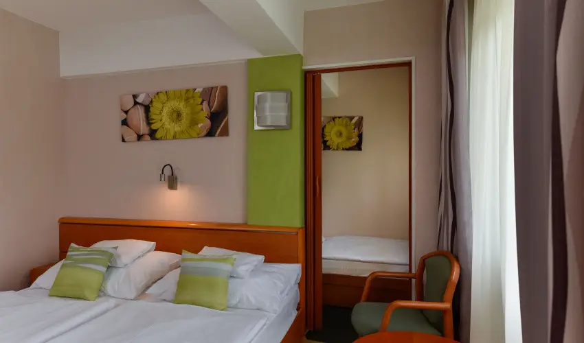 Hotel Panorma Balatongyrk Balatongyrk - Frisst tavasz (min. 2 j)