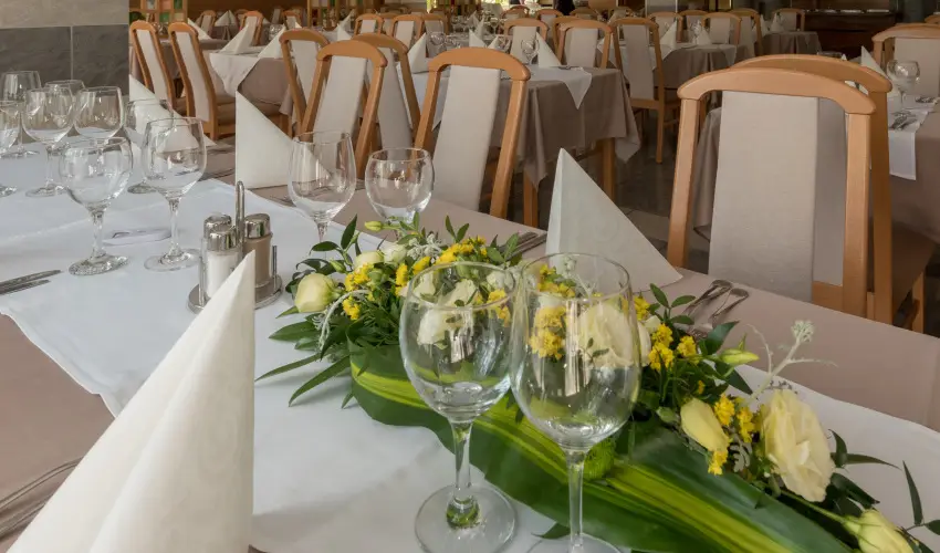 Hotel Panorma Balatongyrk Balatongyrk - Frisst tavasz (min. 2 j)