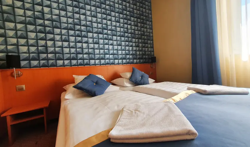 Hotel Platn Szkesfehrvr Szkesfehrvr - Barangols a Bory-vrban (min. 2 j)