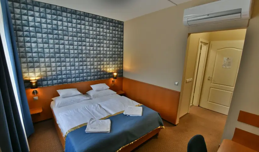 Hotel Platn Szkesfehrvr Szkesfehrvr - Barangols a Bory-vrban (min. 2 j)