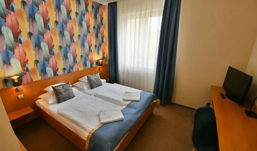 Hotel Platn Szkesfehrvr Szkesfehrvr - Barangols a Bory-vrban (min. 2 j)