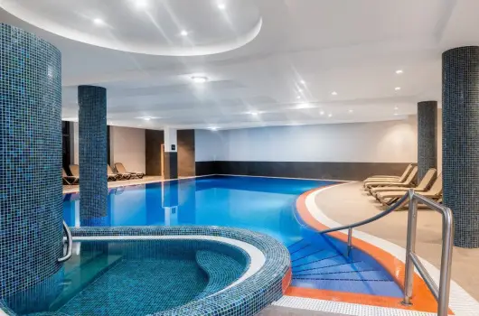 Hunguest Bk - Pihens frdbelpvel