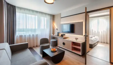 Hunguest Bk Bk, Bkfrd