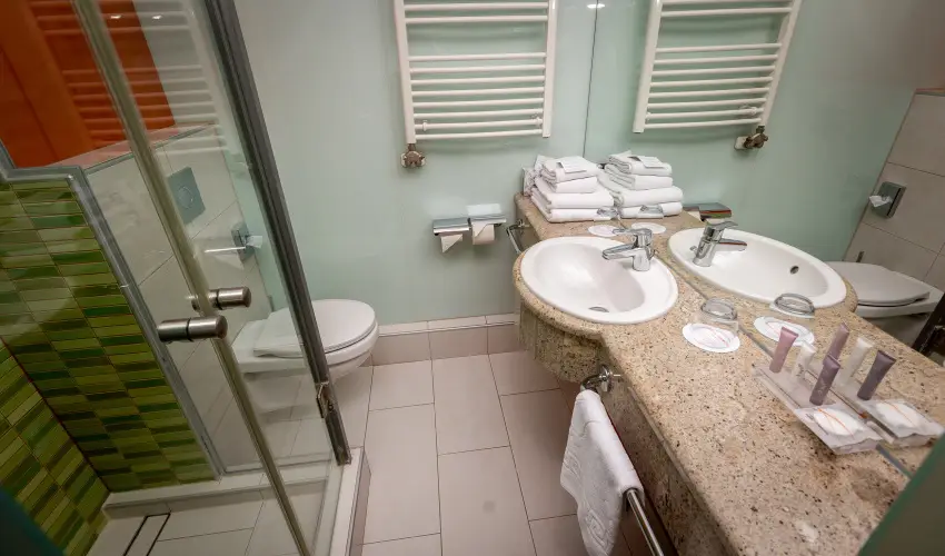 Sopron Hotel Sopron - Nyugd�jas kedvezm�nyes �r reggelivel (1 �jt�l)