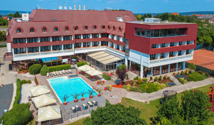 Sopron Hotel Sopron - Nyugd�jas kedvezm�nyes �r reggelivel (1 �jt�l)