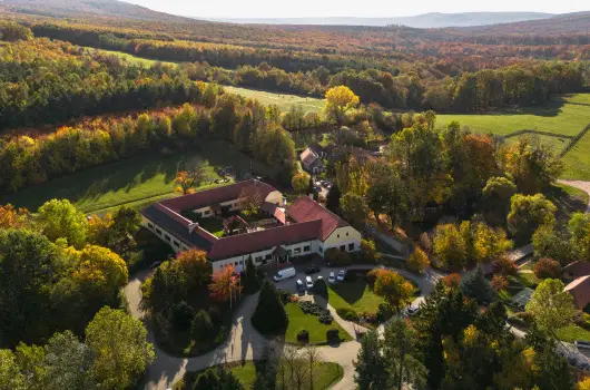 Hotel Sz�palma - Nyugd�jas kedvezm�nyes �rak (1 �jt�l)