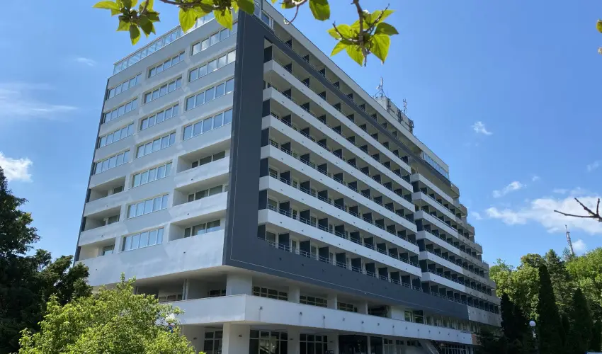 Hotel Szieszta Sopron - Nyugdíjas kedvezményes árak félpanzióval, fürdőbelépővel (1 éjtől)