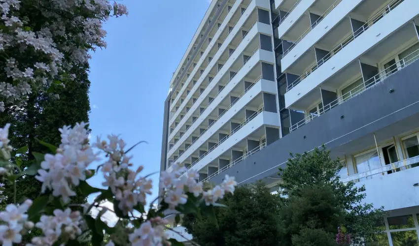 Hotel Szieszta Sopron - Nyugdíjas kedvezményes árak félpanzióval, fürdőbelépővel (1 éjtől)