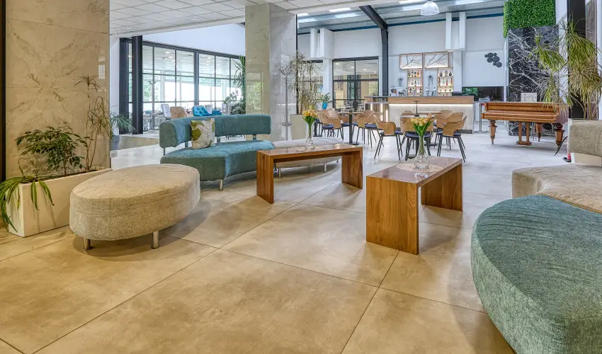 Hotel Szieszta Sopron - Nyugdíjas kedvezményes árak félpanzióval, fürdőbelépővel (1 éjtől)