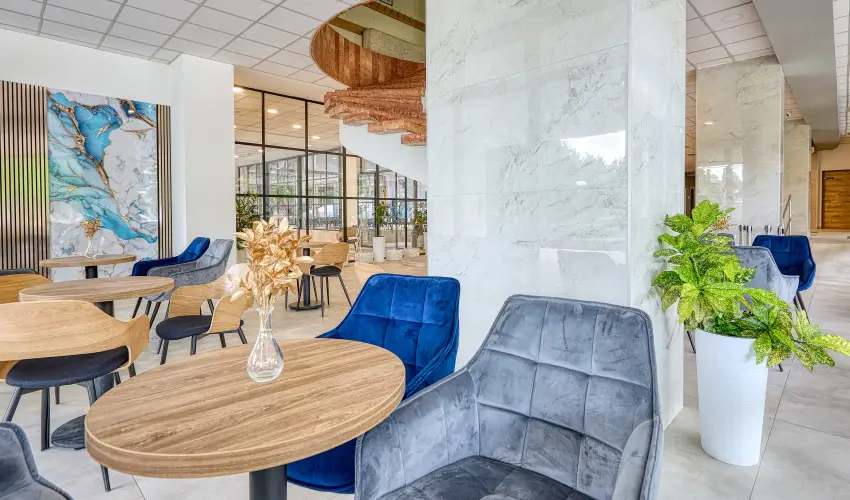 Hotel Szieszta Sopron - Nyugdíjas kedvezményes árak félpanzióval, fürdőbelépővel (1 éjtől)