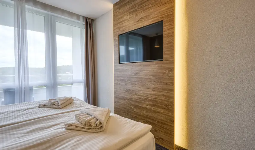 Hotel Szieszta Sopron - Nyugdíjas kedvezményes árak félpanzióval, fürdőbelépővel (1 éjtől)