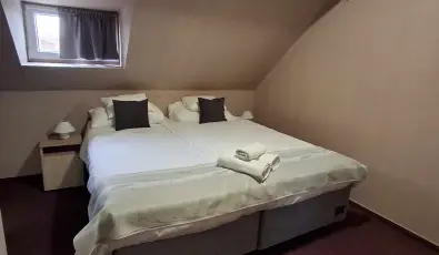 Hotel Unicornis Eger