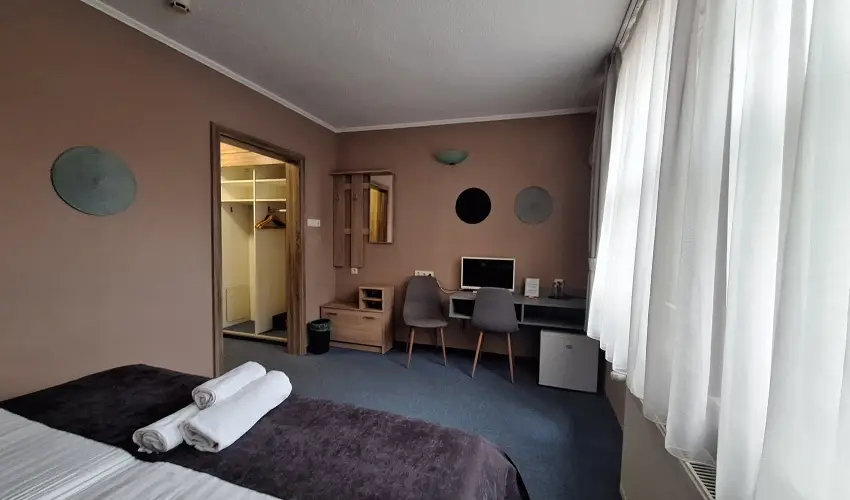 Hotel Unicornis Eger - Nyugdjas kedvezmnyes rak reggelis elltssal (1 jtl)