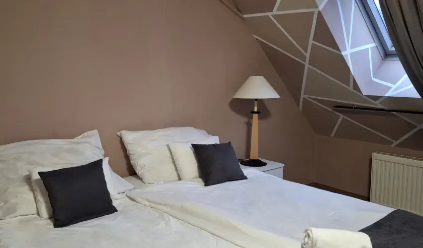 Hotel Unicornis Eger - Nyugdjas kedvezmnyes rak reggelis elltssal (1 jtl)